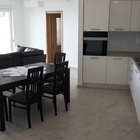 Elite Apartment